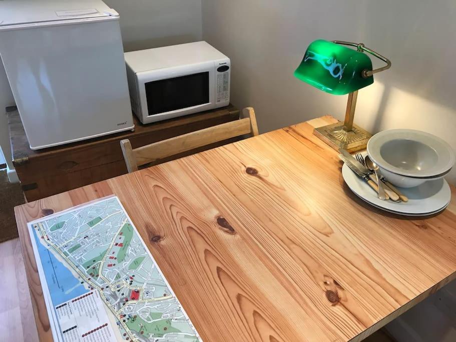Apartment With Own Entrance & Terrace On West Hill 哈斯丁 外观 照片